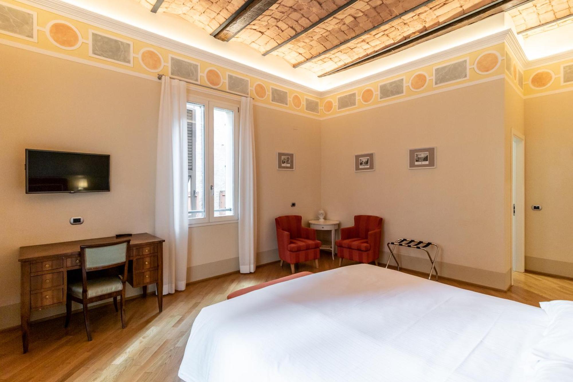 Casa Isolani Luxury Rooms Piazza Maggiore Bologna Luaran gambar