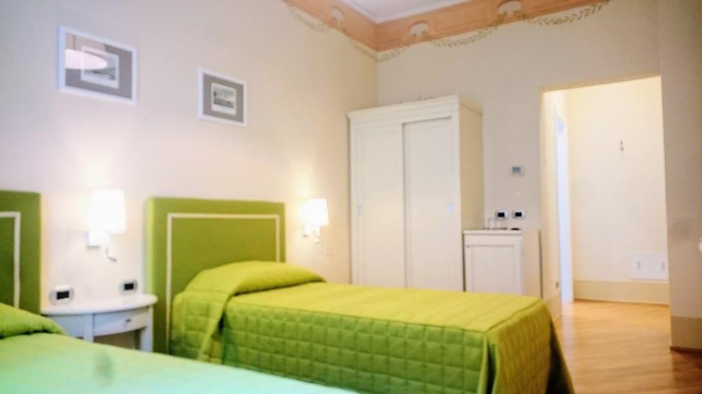 Casa Isolani Luxury Rooms Piazza Maggiore Bologna Luaran gambar